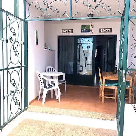 Casa Joe, Cosy One Bedroom On Popular Complex With Pool Appartement